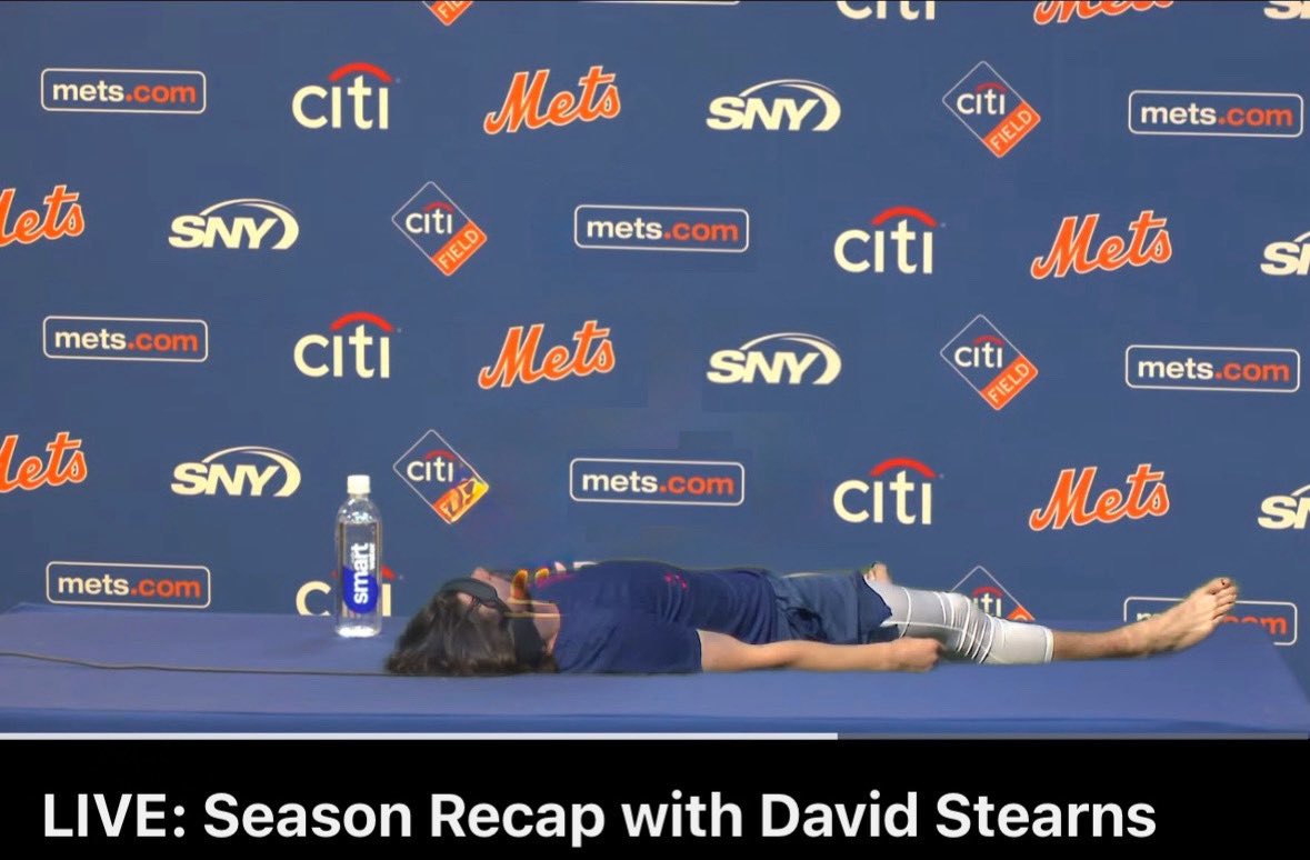 WolisWifesBF's tweet photo. David Stearns left to take a quick bathroom break, during which Jesse Winker came in to lay down on the table. https://t.co/8HdOhHFHjN
