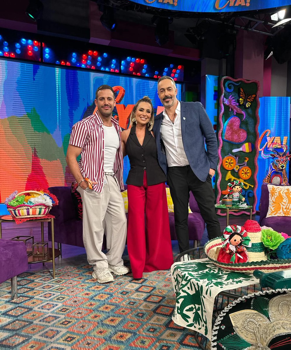 NALLELY40 (MISAKY ) tweet media