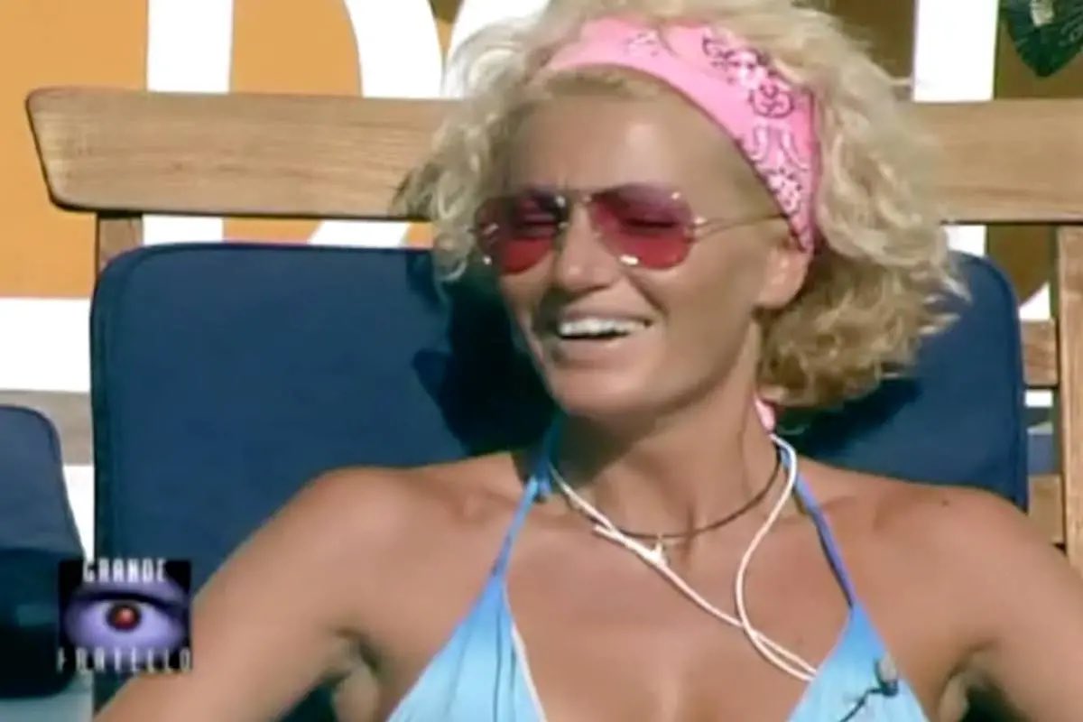 LucaCaTe007's tweet photo. Loro hanno fatto la storia del #GrandeFratello e mi dispiace per chi non ha vissuto quelle edizioni ! https://t.co/brLIDrf5tB