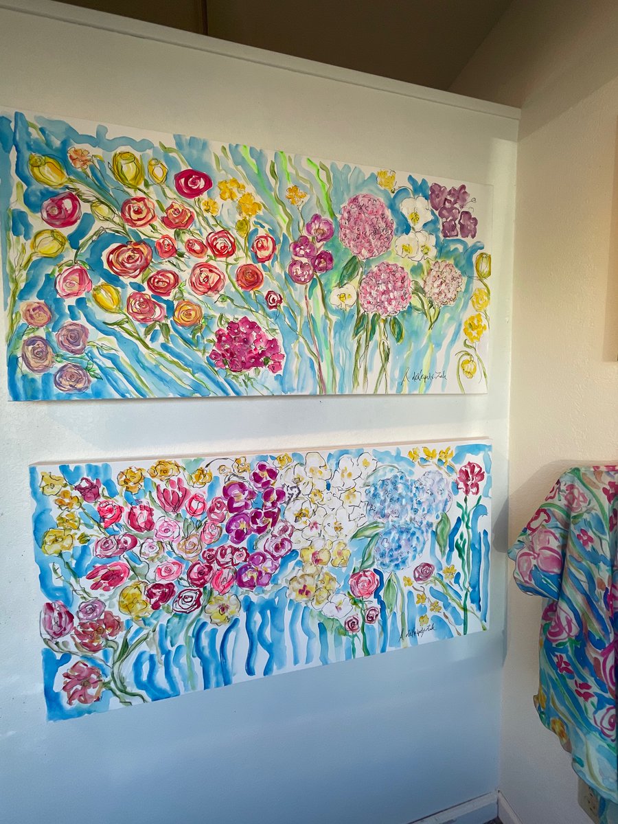 Check out the monsoon art, abstracts by Italian artist &amp; florals.  #monsoon #contemporarydecor #florals #scottsdale #visitscottsdale <a href="/OmniMontelucia/">Omni Montelucia</a> <a href="/HyattConcierge/">Hyatt Concierge</a> <a href="/Andaz/">Andaz Hotels & Resorts</a> <a href="/RoyalPalmsHotel/">Royal Palms Resort</a>