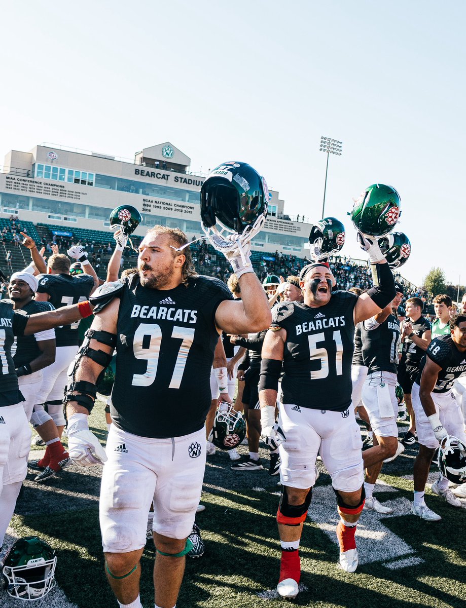 NWBearcat_FB's tweet image. Mood heading into bye week!

#OABAAB || #RISE