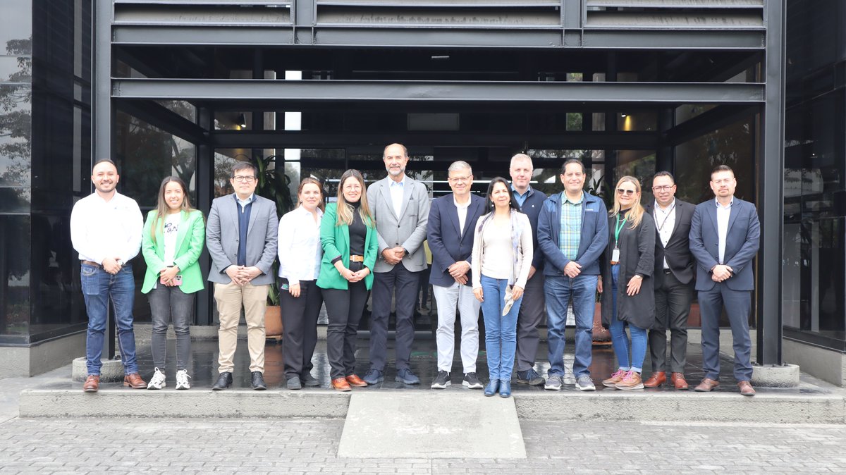 Hoy en la Zona Franca de Bogotá, recibimos a delegados de la Cooperación Suiza (COSUDE/SECO), el Centro Nacional de Agua y Biodiversidad y la <a href="/ZonaFrancaAndi/">Cámara de Usuarios de Zonas Francas de la ANDI</a> 

<a href="/SuizaColombia/">Embajada de Suiza en Colombia</a>