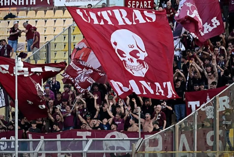 ultras1899_'s tweet photo. Parme - Torino : parcage #Torino #ultras #Toro #UG69 #CurvaMaratona #ParmaTorino (29.09.25) https://t.co/26mGkzSRL5