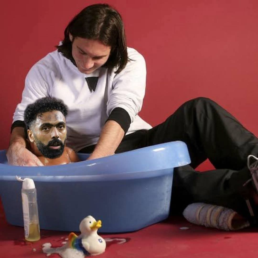 لا انجز ورايا ماتش 😂😂😂