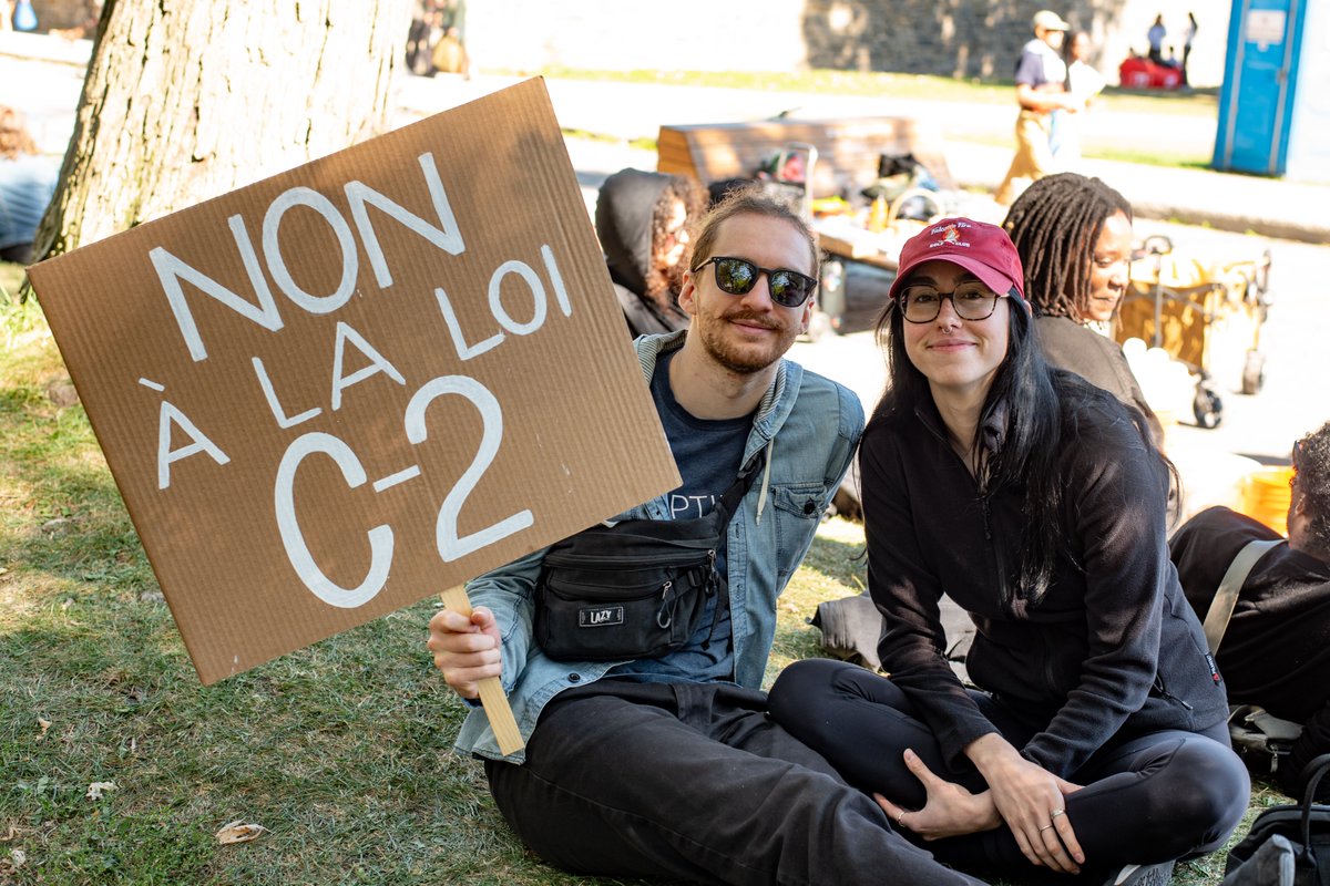 350 Canada tweet media