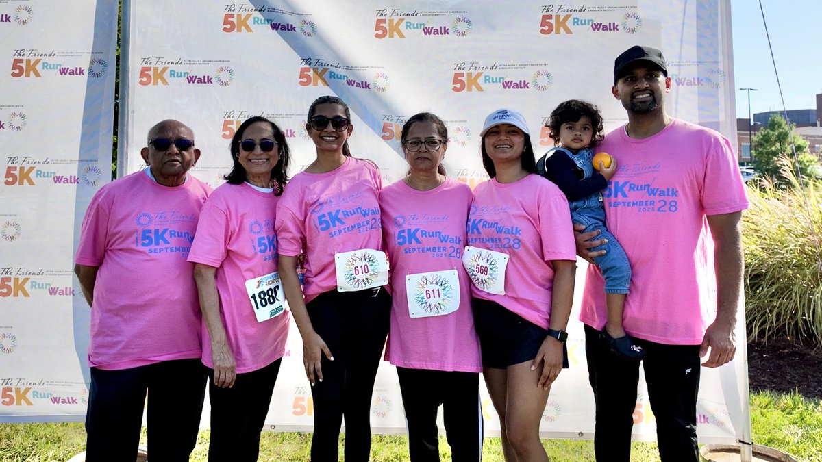 HFGCancerCenter's tweet image. 🏃‍♀️💖 800+ runners &amp;amp; walkers laced up for the 4th Annual Friends of the Helen F. Graham Cancer Center 5K in Newark, DE! From pink race shirts to furry friends, our community came together to support lifesaving cancer research &amp;amp; care. 💙 #LoveOfHealth #CancerCare #NetDE #5K