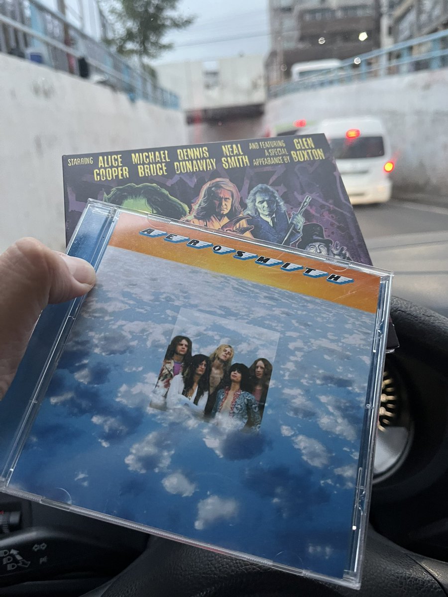 afredmadman666's tweet image. #ArfArf #openthepit hoy! Ando aK!! Saludos a todos! @rosete_ros  @RojoWargo  abrazo!