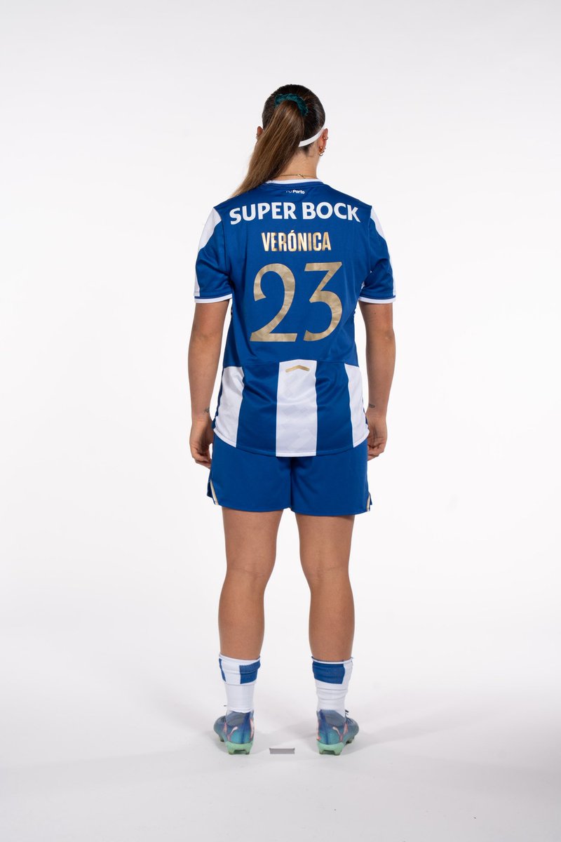 Verónica Khudyakova tweet media