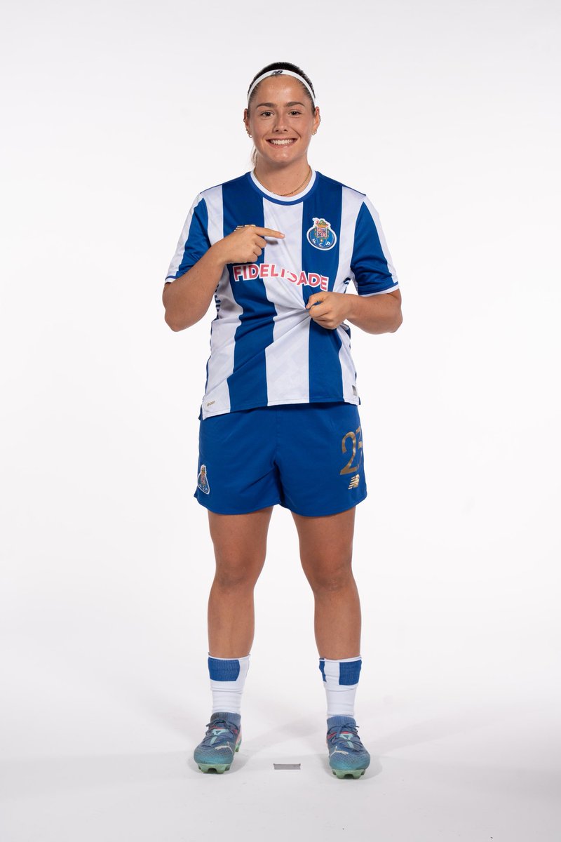 Verónica Khudyakova tweet media