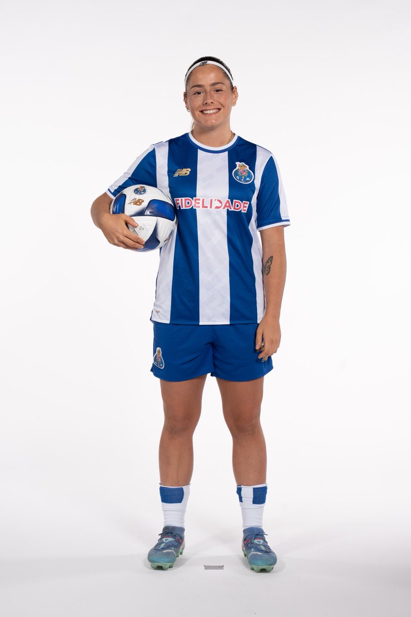 Verónica Khudyakova tweet media