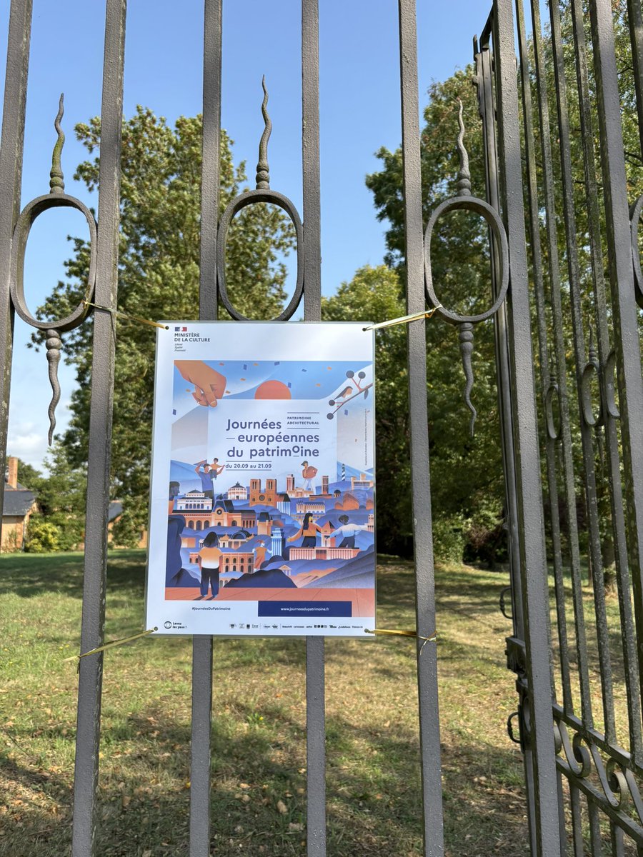 ChChantdoiseau's tweet photo. Un grand plaisir de présenter les particularités architecturales du @ChChantdoiseau à l’occasion des #JournéesDuPatrimoine. Merci aux associations de Bellevigne-en-Layon pour avoir organisé un magnifique programme https://t.co/f67LvSChYW