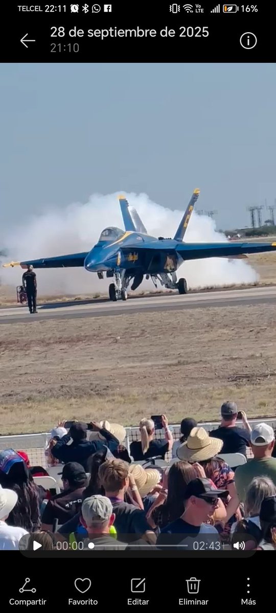 aida__mouse's tweet photo. #Miramar #AirShow2025 #BlueAngels 💙✈️ #Marines 😍 https://t.co/vgcKJUMT0W