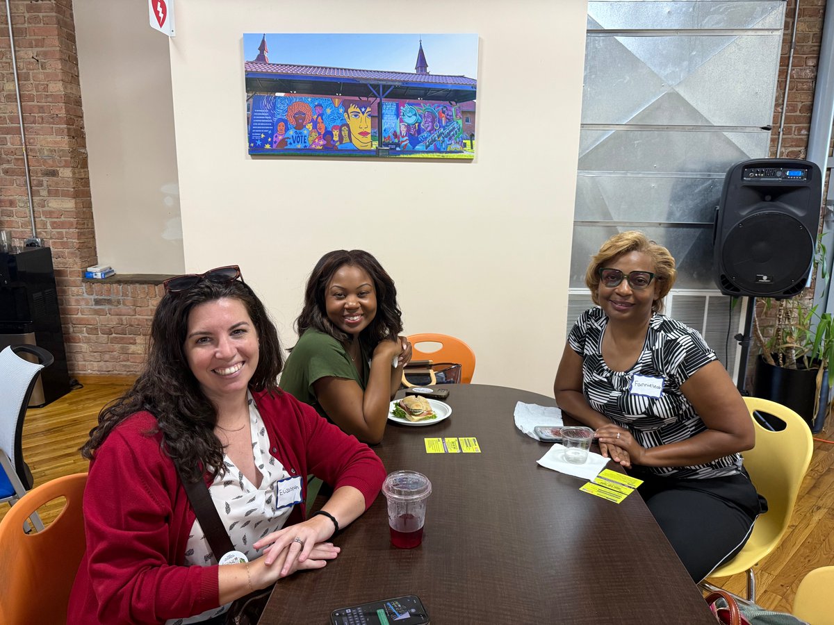 AMPT hosted our upcoming cohort members for an in-person meet and greet!

Nonprofit leaders joining our upcoming Build Your Board, Evaluations and Digital Communications Cohort came together to meet some of the AMPT Team and connect with like minded communities!