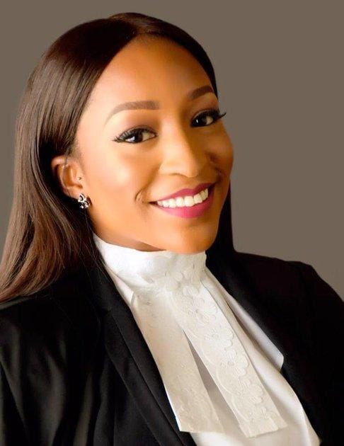 atiku's tweet image. I wish to express my deepest condolences to the family of Ms Somtochukwu Maduagwu, an Arise TV newscaster who was killed in an armed robbery attack in Abuja. My condolences also go to the management and staff of @ARISEtv. It is my prayer that the family, friends and colleagues be…