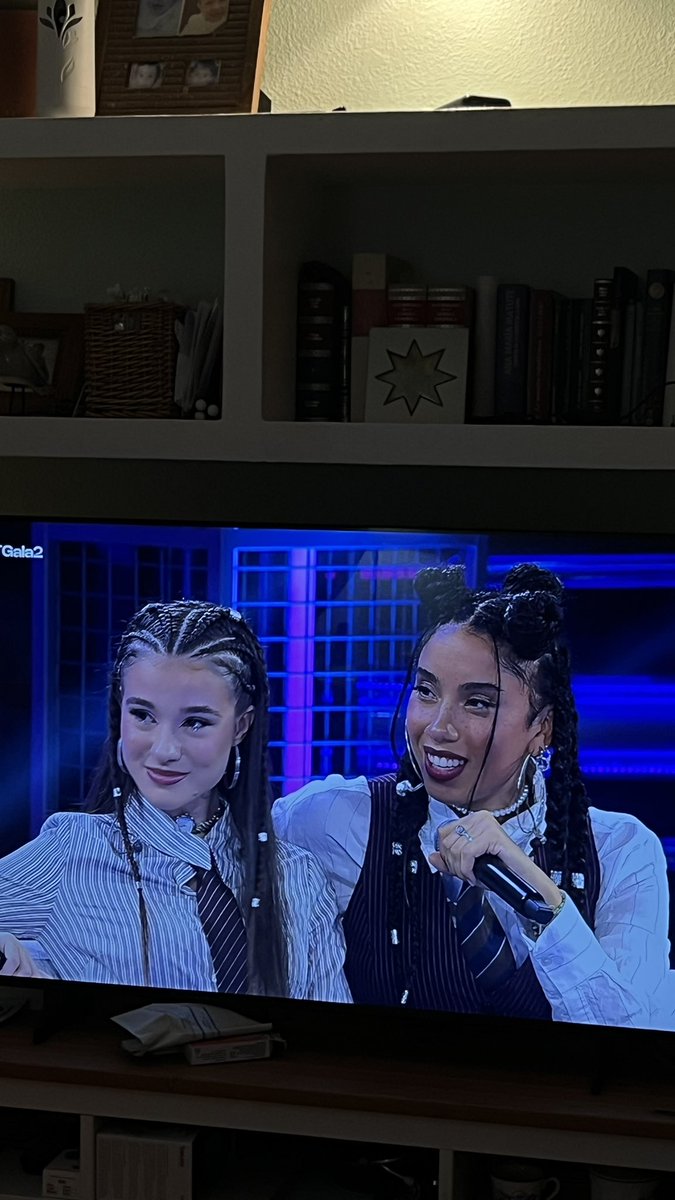 isaasanchezz03's tweet photo. mis perfectaaaaas⛓️🔥 #otdirecto29s #otgala2 https://t.co/bRl5ctD27i
