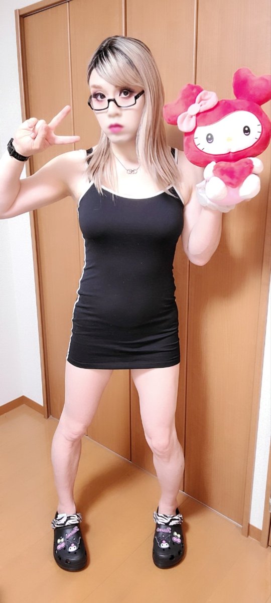 HELLO KITTYのゲームをプレイして
特典のキティをゲット❗🙂
赤いのはTWICE LOVELYSのキティです✌️