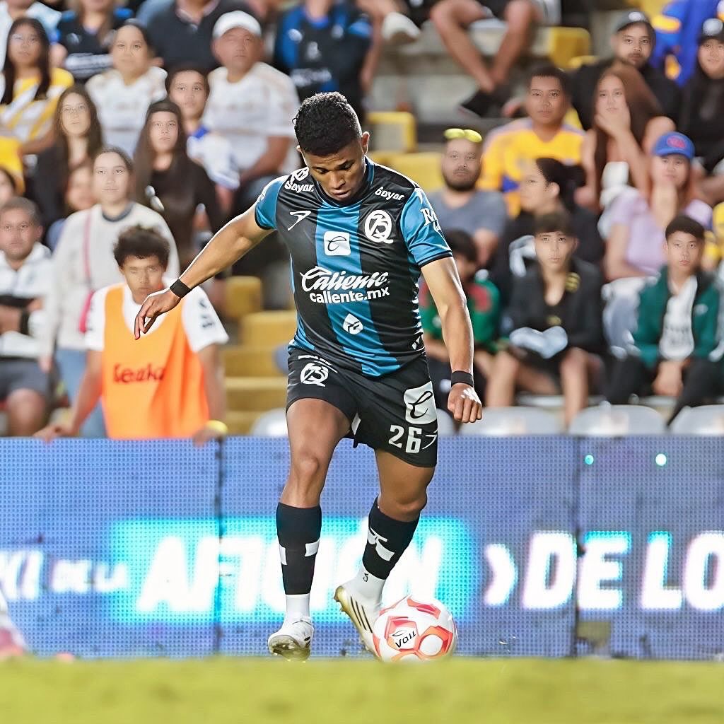 💙🖤🙌🏾