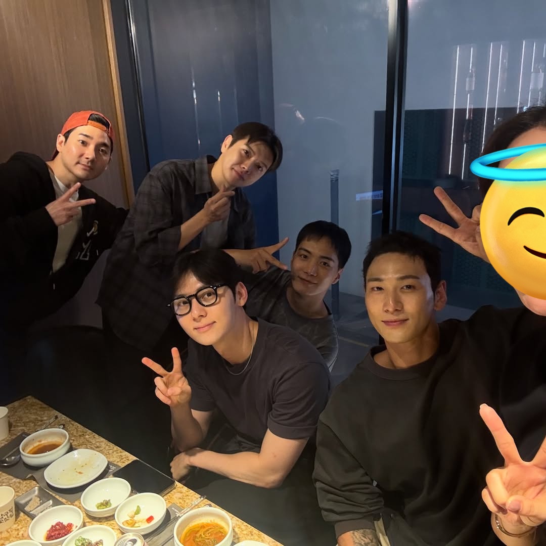 [INSTAGRAM]
apgujeong.matzip ig

instagram.com/p/DPK6-PQEm4L/…

#NUEST #뉴이스트 <a href="/realaaronkwak/">아론 (AARON)</a>
#아론 #곽아론 #AARON #ARON