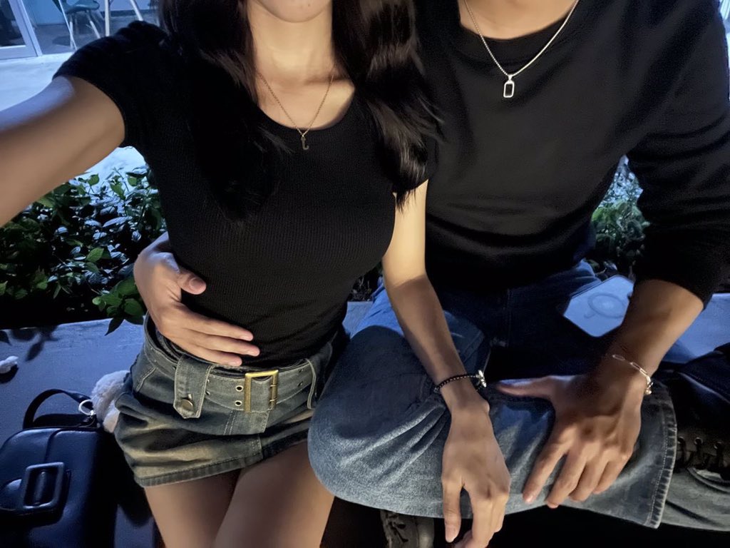 her yerden engellemek istiyorum şu iki fotoğrafı
lütfen yetkililer bir şey yapsın