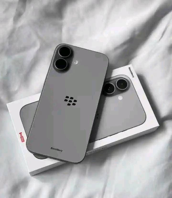 Quelle est la première marque de téléphone avec laquelle tu as ouvert ton compte X?
Moi à l'époque Twitter,c'était un Blackberry Z10