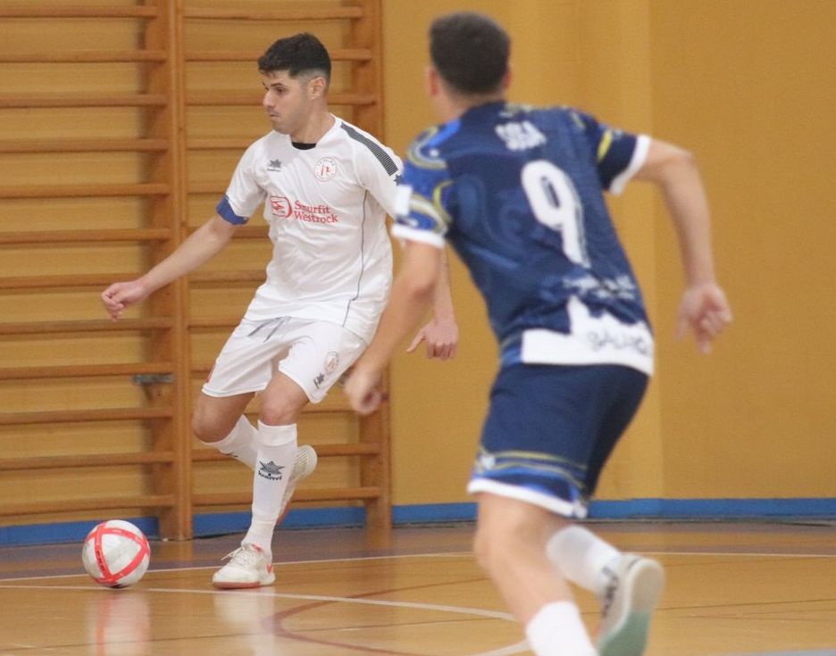 🌞 #TablerOccidental
🟢 <a href="/BocaFsPriego/">Boca F.S. Priego</a> un líder goleador
🙆‍♂️ <a href="/CD_VDR_Futsal/">CD Villa del Río Futsal</a> continua sin sumar
🪓 <a href="/UDGrazalema/">U.D. GRAZALEMA</a> con pruebas no acepta la sanción e ira hasta el final
🎙️ Invitado: Quique Castizo, técnico Circulo Mercantil

📻 futsalsur.com/2025/09/29/boc…