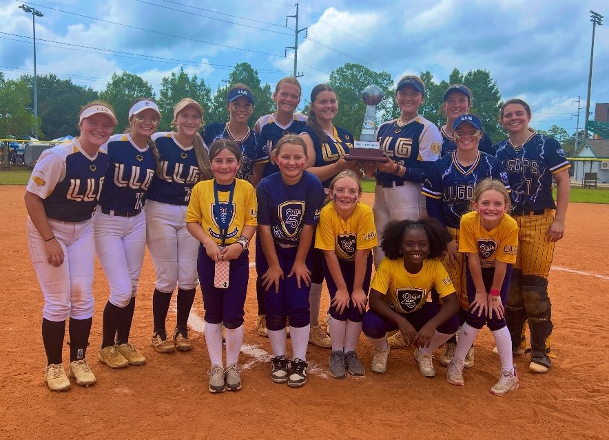 Chloe Chappell tweet media