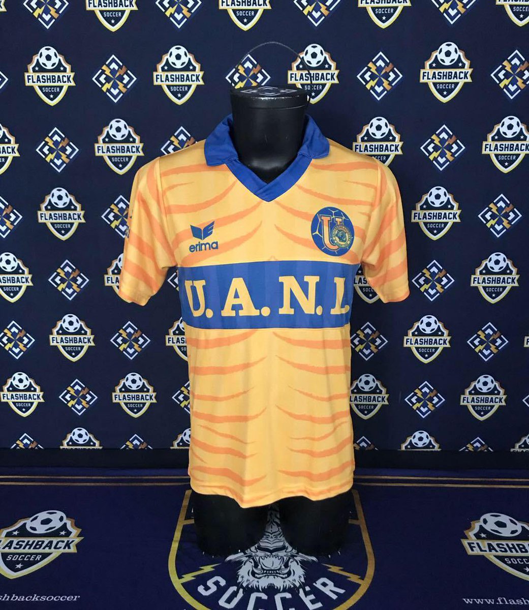 FlashbackSoccer's tweet photo. ÚLTIMOS  días para Ordenar

COMBO 1989⚡️1990
Jersey + Jersey Entrenamiento 
-Disponible Bajo Pedido-

Jersey 🟡Amarillo 🔵 Azul
Entrenamiento ⚪️ Blanco
💲8️⃣5️⃣0️⃣
Opción Dorsal  6️⃣ - 🔟 - 2️⃣9️⃣ 
o SIN #

ORDENA X DM 

Envío a todo México 🇲🇽 $270 vía Fedex 🚚 USA 🇺🇸 A cotizar https://t.co/pCh2Gjgvys