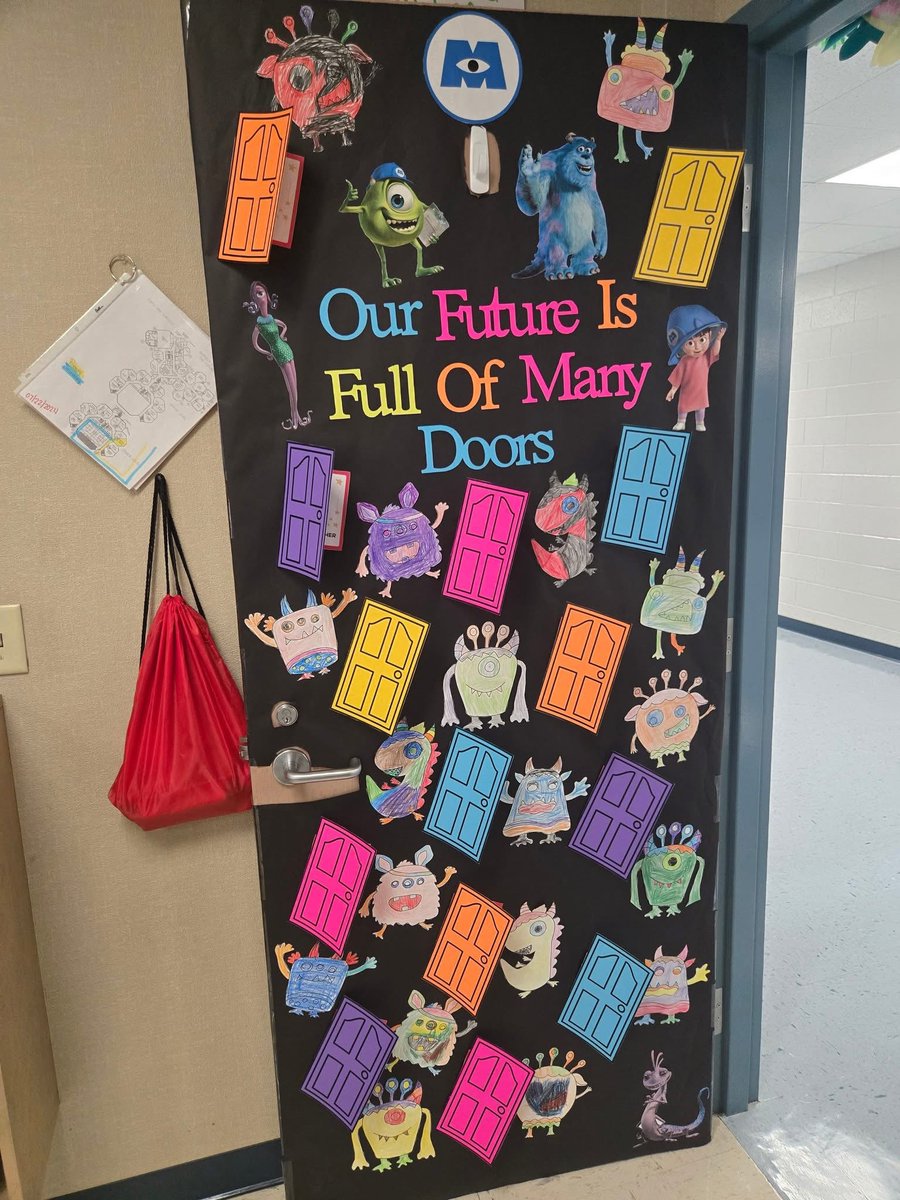 COSMOSIndiana's tweet photo. 🎓 Last week for #CollegeGoWeek, our K-12 students enjoyed guest readers, decorated doors, college app help, dress-up days &amp; more—celebrating dreams &amp; future goals!

#FutureReady https://t.co/tkhOsnZtVU