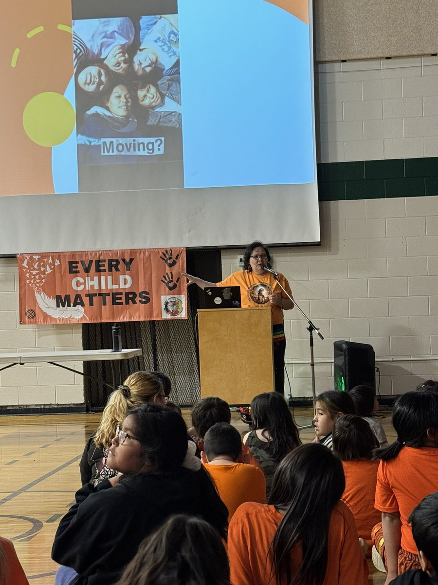 Sarah Cummings Truszkowski tweet media