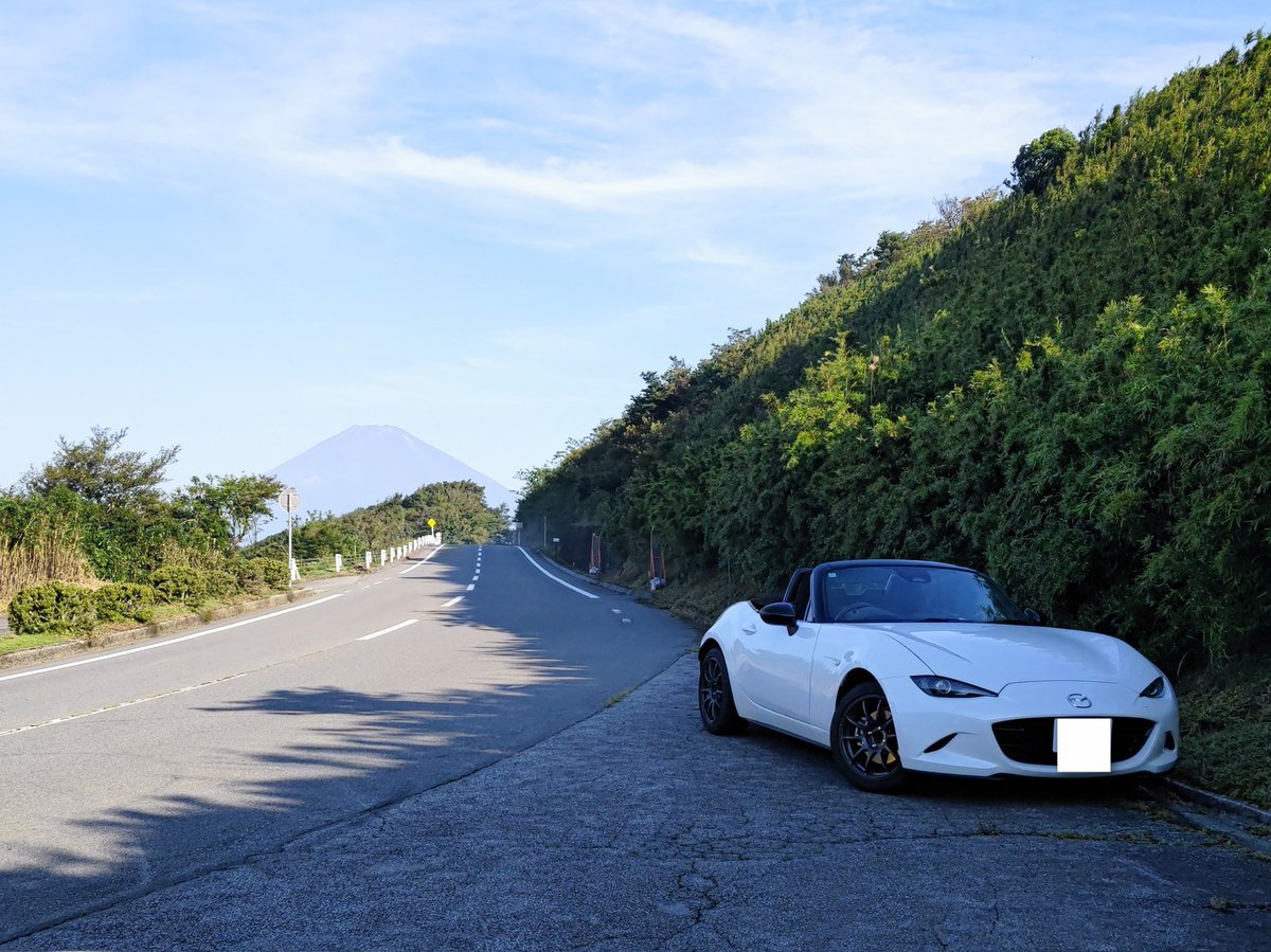 HDwan's tweet photo. '25版 #9月を写真4枚で振り返る
…寧ろ盛夏の日々、朝方は霧ベースだった9月w
#大観山 #長尾峠 #芦ノ湖ス��イライン #箱根スカイライン https://t.co/1Ac1PEgvf2