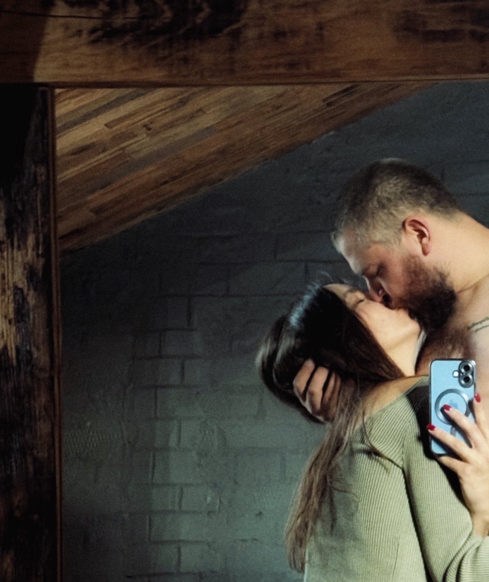 Аліна кітику сіренький tweet media