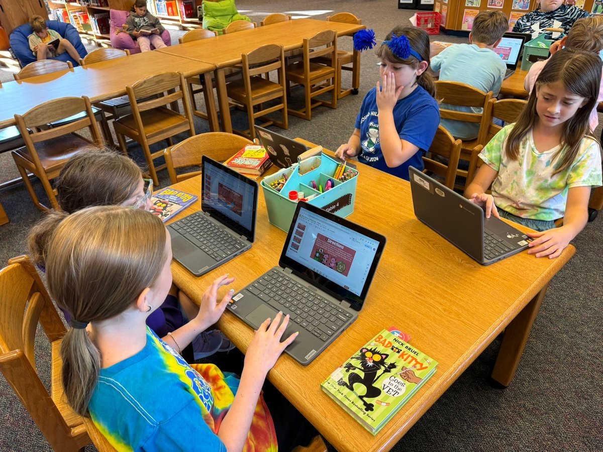 MrsLibraryLady8's tweet image. 3rd graders are doing an excellent job exploring the PIE technique to understand why authors write. Their dedication is truly commendable! #Education #Learning