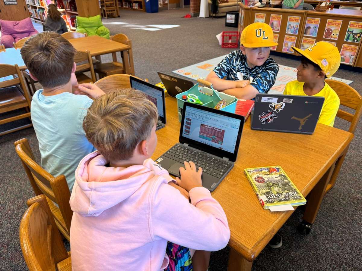 MrsLibraryLady8's tweet image. 3rd graders are doing an excellent job exploring the PIE technique to understand why authors write. Their dedication is truly commendable! #Education #Learning