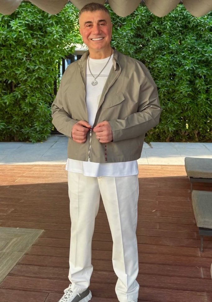 Yüce Rabbim ömrüne ömür katsın güzel abim Reis’im ellerinden öperim.İnşallah sana ulaşabilirim abim.<a href="/sedat_peker/">Sedat Peker</a> <a href="/hizirreis999/">Hızır Reis</a> <a href="/pekermedya/">Peker Medya</a> <a href="/peker_ersn/">ErsnPeker</a> <a href="/azemnews/">Azem Medya</a> <a href="/memleketyoutube/">MEMLEKET</a> <a href="/sedat_peker/">Sedat Peker</a>