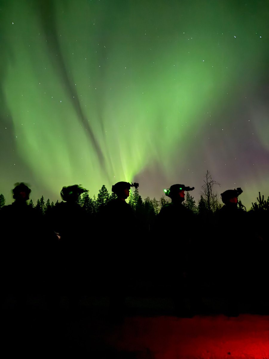 Ryhmän taisteluammuntojen johtaminen opetustilaisuus Sotinpurolla. Käytännön tekemistä upeissa olosuhteissa #aliupseerikoulutus #Jalkaväkikoulu #koulutustaito #johtaminen