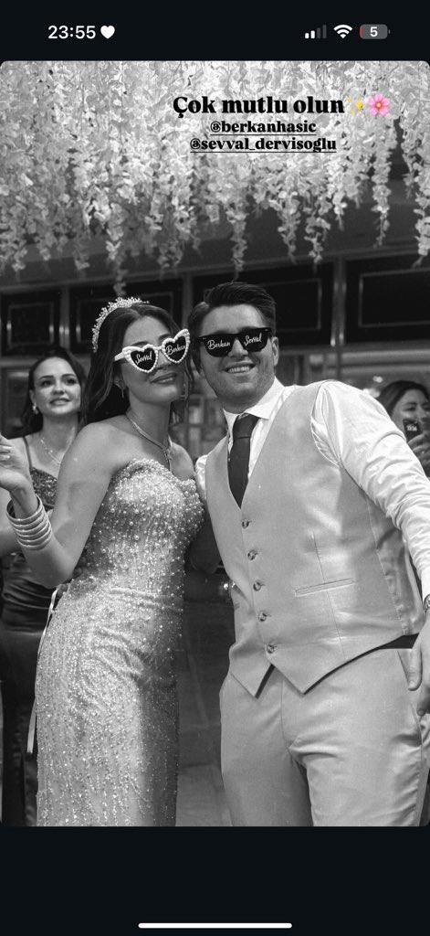 Dertli başımın tacısın