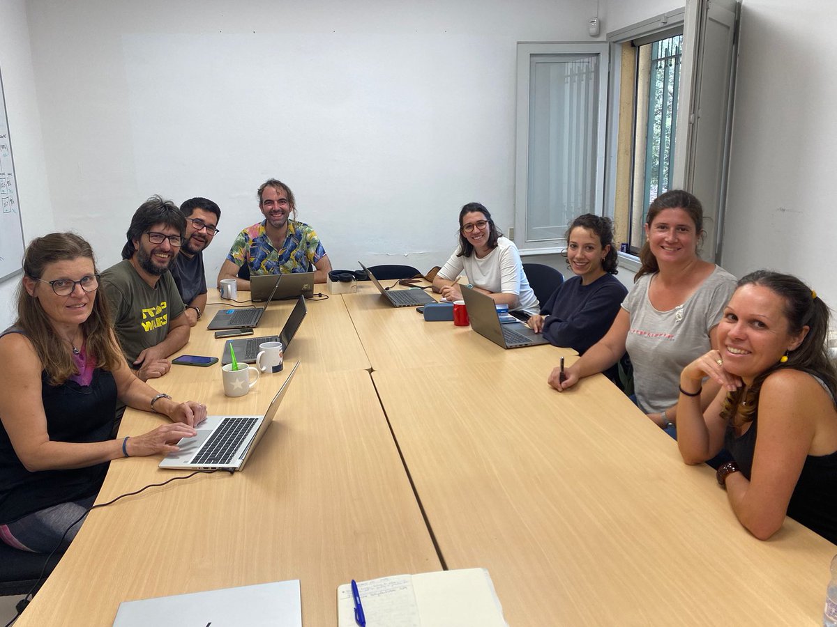 EduglobalStem's tweet photo. Ja tenim el curs enfilat! 🪡

🧵 I amb aquest fil us resumim la primera trobada que va començar amb la presentació de l’equip 📷👇🏼

@ICEUAB @escolapau @edualter #iprofesSTEM https://t.co/8x7nU0e54E