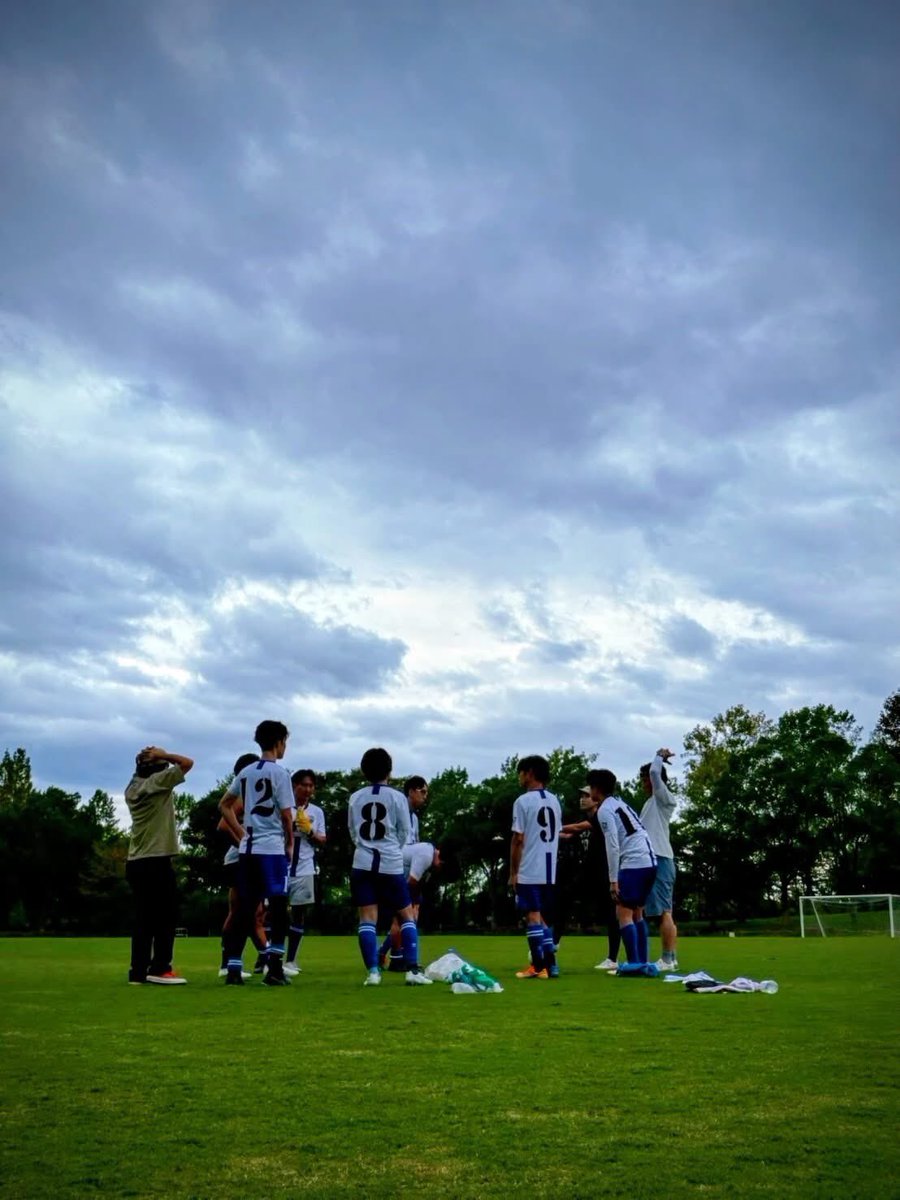 7_cpkobe's tweet photo. 選手権を前にポッカーズさんとTMをさせていただきました！
いつもお相手いただきありがとうございます。応援もありがとうございます😊
諦めず自分たちのできることをやれば結果はついてくると信じています。
今年も神戸らしく、みんなで盛り上げましょう✊️
#CPサッカー 
#脳性麻痺
#障がい者サッカー https://t.co/1DeVFqw3AO