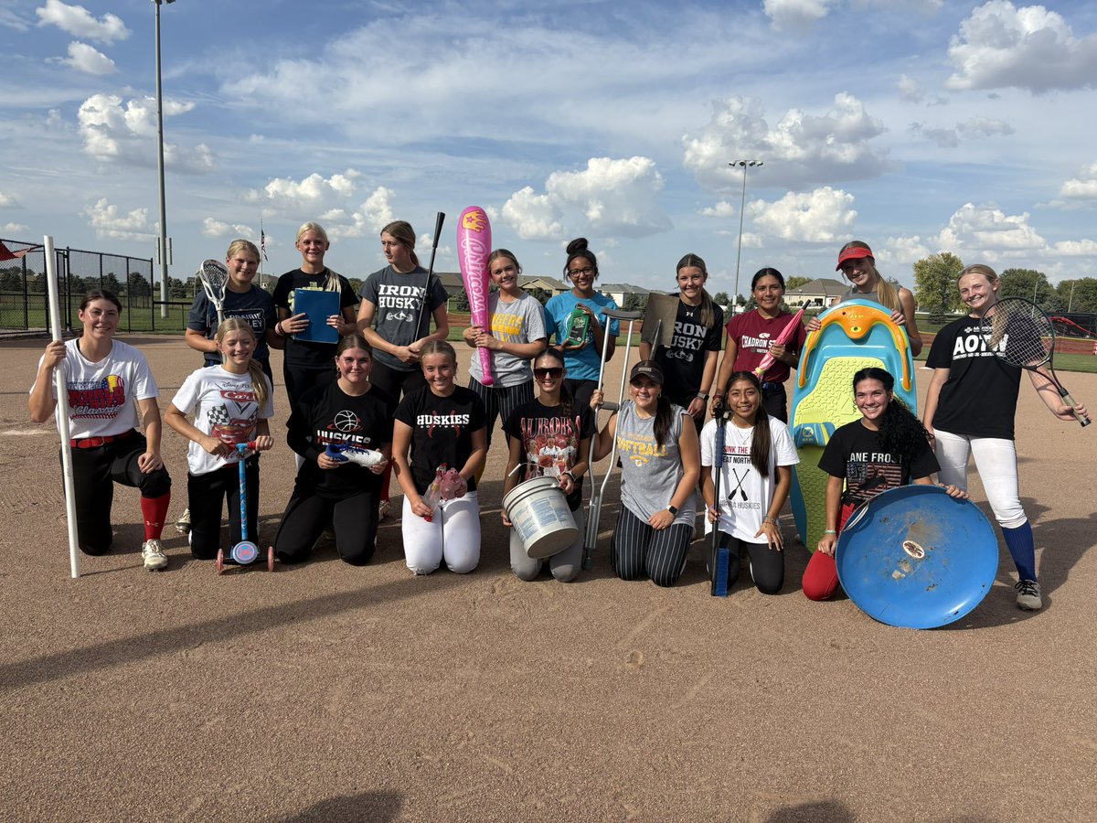 Aurora Husky Softball tweet media