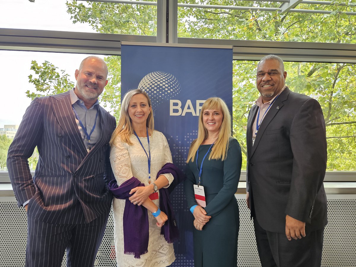 BAFT's tweet photo. Proud to capture this moment with our #BAFT Board Officers at the 2025 Global Councils Forum during @Sibos week.
📸 Nick Smit, @ING; Miriam Ratkovicova, @Deloitte; Michelle Knowles, @AbsaSouthAfrica; Tod Burwell
#TransactionBanking https://t.co/S86k1WZE5t