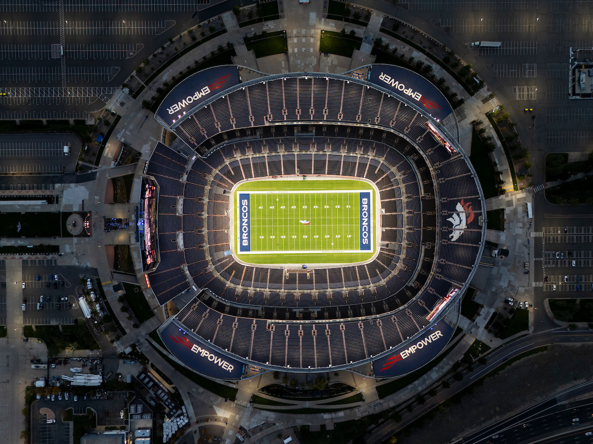 ZacStevensDNVR's tweet photo. This is cool:

Empower Field at Mile High will look a little different on TV tonight in primetime.

This summer 60 new light fixtures (15 per roof) were added to the roofs above the ramps at Empower Field to illuminate the entire building for primetime games.

The lights cover 50,000 square feet of surface.

Mile High is going to be shining bright on Monday Night Football 🏈 🤩