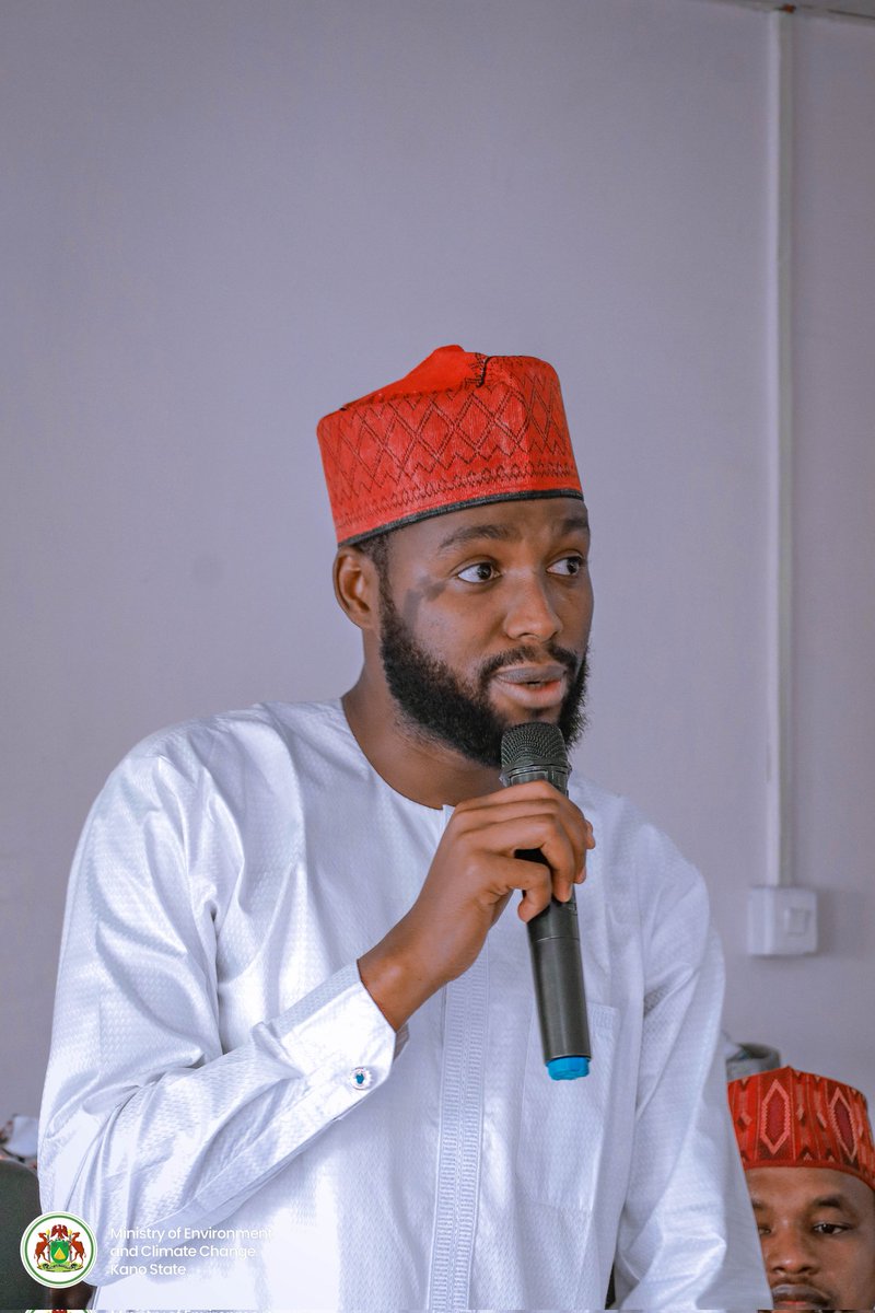 DahirMHashim's tweet image. Today, we officially presented employment offers to 100 newly engaged Forest Guards. I congratulate them for joining us in this noble task of protecting our forests and preserving the future of Kano State.
Trees are a source of life, shade, and sustenance. Caring for them is not…