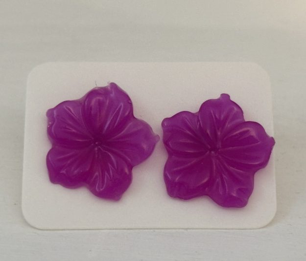 💜 Bloom with style! These Purple Flower Stud Earrings are handmade with resin + silver-plated studs 🌸 Simple, elegant &amp; perfect for everyday wear.

👉 craftersbarn.co.uk/product/purple…

#HandmadeEarrings #FlowerStuds #ResinJewellery #CraftersBarn