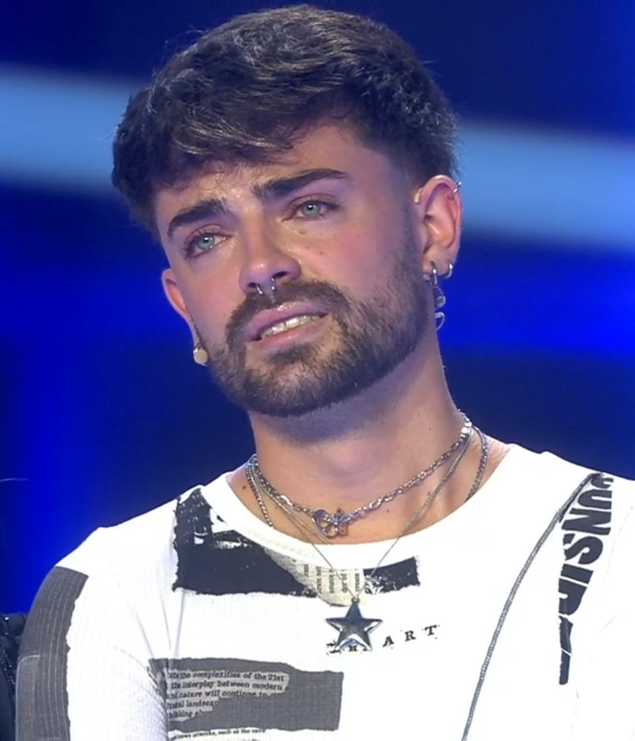 OT24h's tweet image. Se ha hecho mucho meme y mucha gracia con el tema Iván Rojo, pero ahora que está fuera creo que debemos resetear la mente, no machacarle y apoyarle

Mucha suerte Iván ♥️
#OTGala2