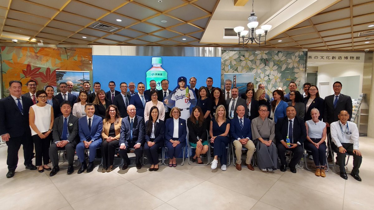 Your first look at the #BIZFED California-Japan Trade Mission! with business leaders from <a href="/LAEDC/">LAEDC</a> <a href="/calasiancc/">CalAsian Chamber</a> <a href="/StephenCheungLA/">Stephen Cheung</a> #businessmakescawork <a href="/ITO_EN/">ITO EN</a>