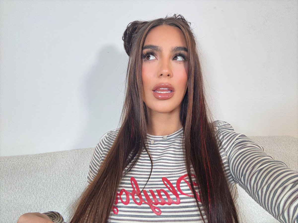 Valentina Gomez tweet media
