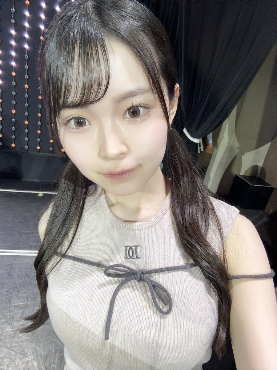 NMB48 澁谷愛紗南 直筆サイン入り生写真 2025 April NMB48 10期研究生・澁谷愛紗南が24の質問に答える | AKB48 Group