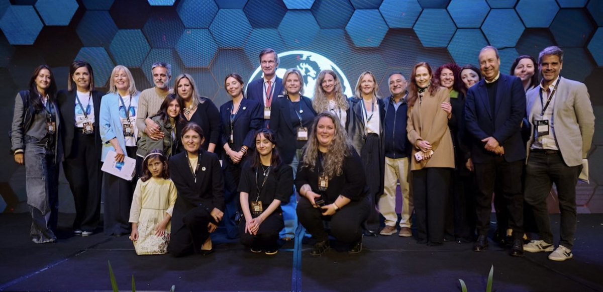 El informe de “Longevidad: Gen silver /over 50”, elaborado por Consultora W Almatrends para  @seflatam  - liderados por Andrea Falcone y Liliana Parodi. La economía plateada: desde el bienestar hasta la tecnología se consolida como oportunidad para las marcas.