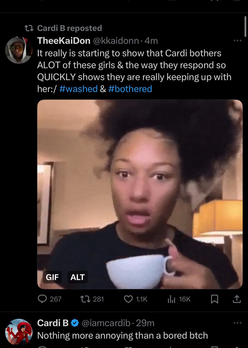 Always tryna hide behind Meg!