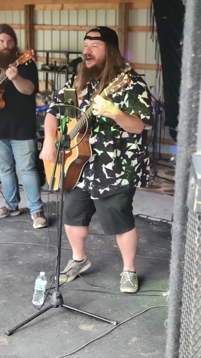 Going live in a few minutes on <a href="/KickStreaming/">KICK</a>, kicking the night off with an acoustic set. Come request some songs

<a href="/KickCommunity/">KICK Community</a> 
#livemusic #guitar #musician